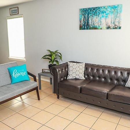 Casa Roble. Downtown Brownsville Luaran gambar